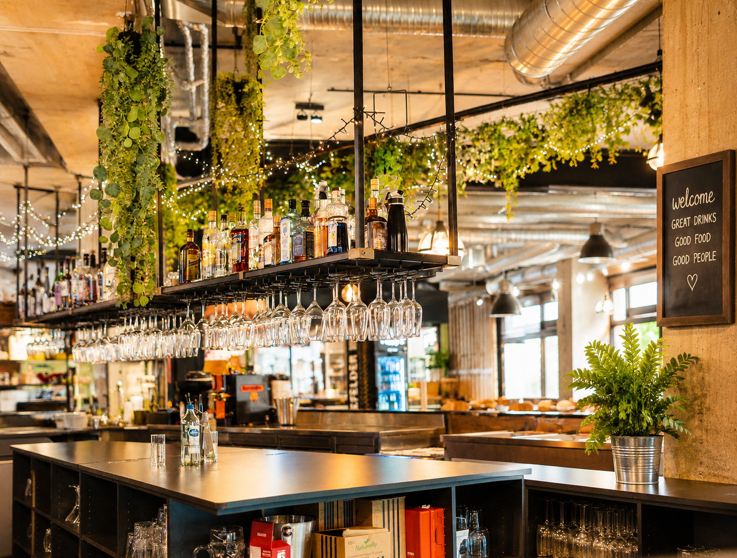 Globe Bar